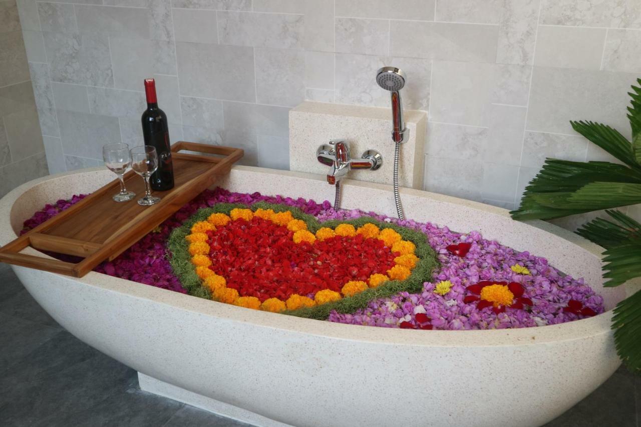 The Daryana Villa Ubud  Exterior photo