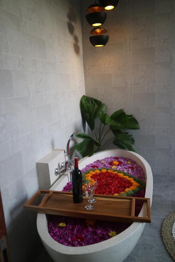 The Daryana Villa Ubud  Exterior photo